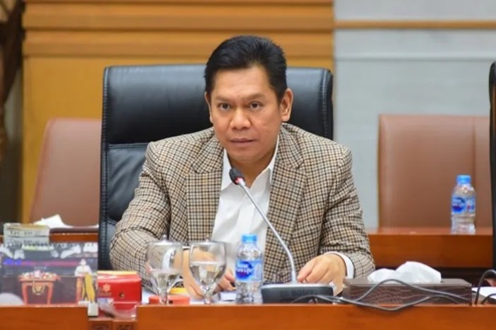 Susunan pimpinan sidang munas golkar 2024 adies kadir jadi ketua