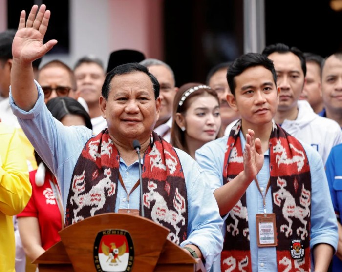 Stafsus presiden isu keretakan prabowo jokowi upaya ganggu agenda pemerintah