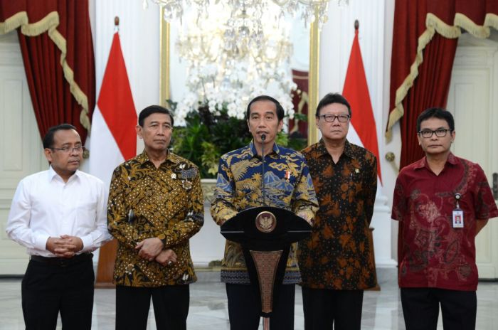 Di depan jokowi ketua kpu sebut sengketa pemilu di mk selesai